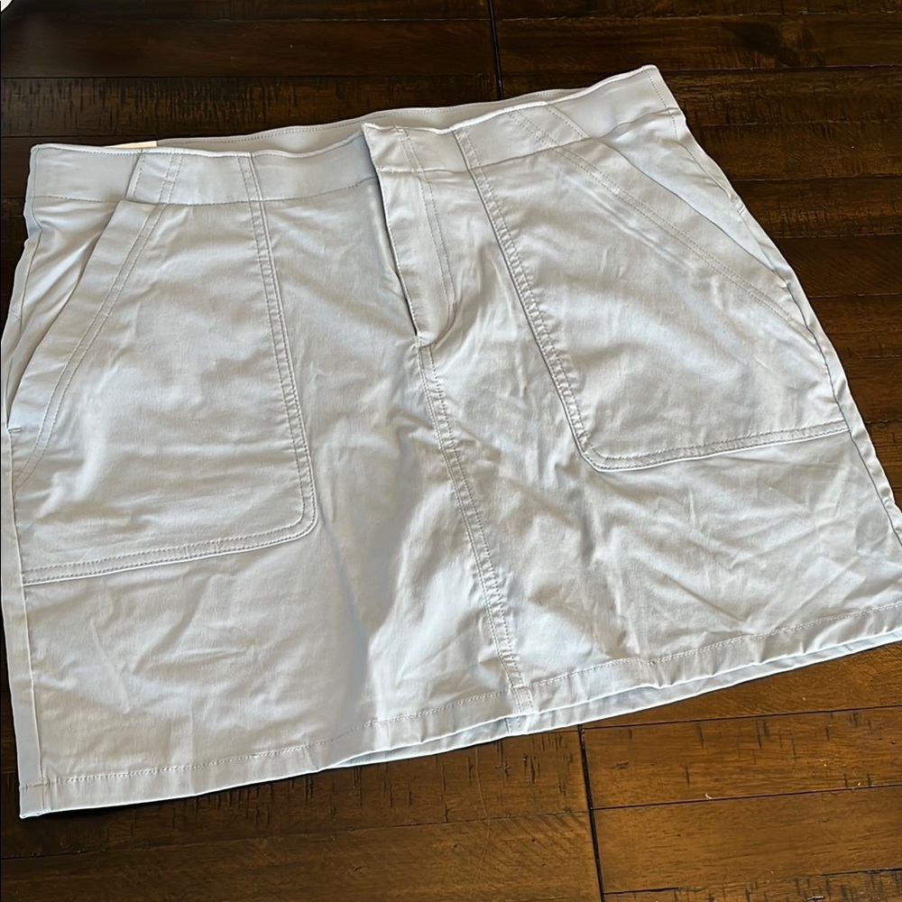 NWT Eddie Bauer Horizon HR Skort